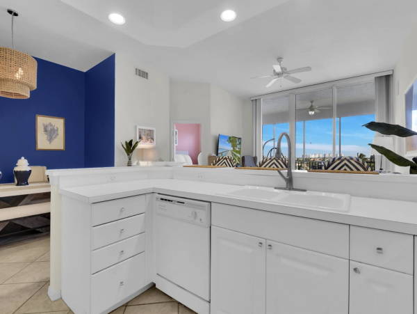 Luxury Vacation Rental in Naples: Your Tropical Escape